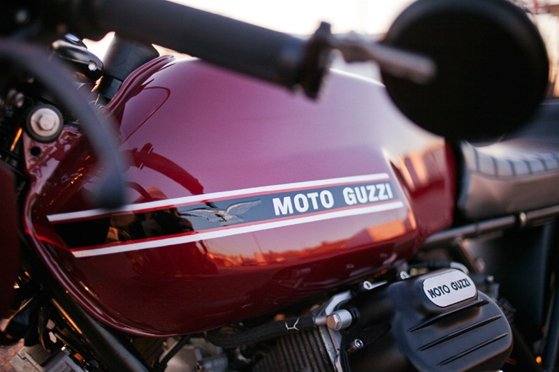 Кафе рейсер Moto Guzzi Le Mans