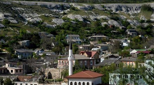 Новости Крыма: на полуострове сделали самый большой в мире чебурек