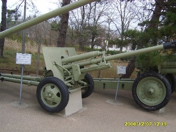 76 mm gun ZiS-3 Walk Around