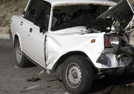 В Крыму Audi снес ВАЗ с стези на ограждение – двое потерпевших [ДТП 8 мая]